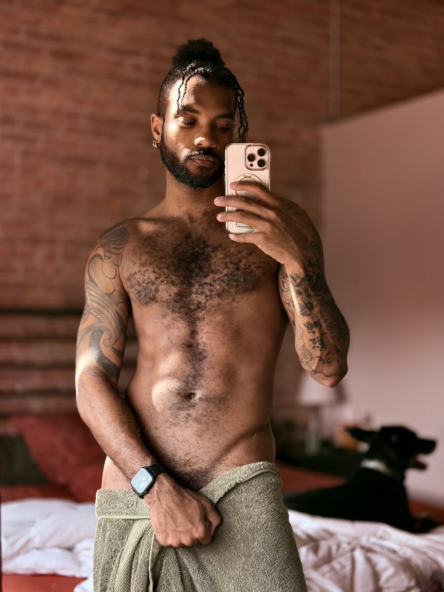 Your_New_Fave tweet media