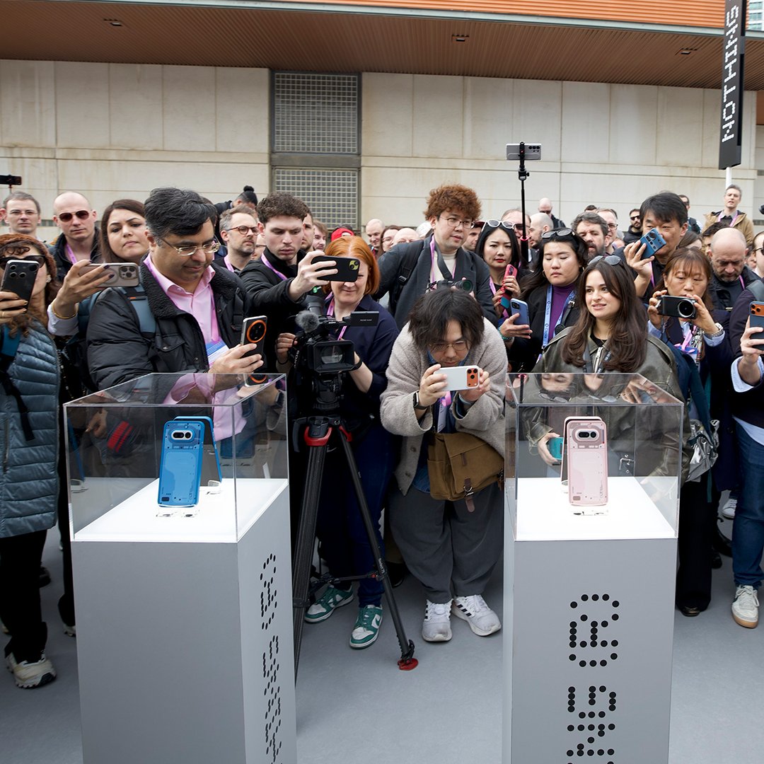 Carl Pei tweet media