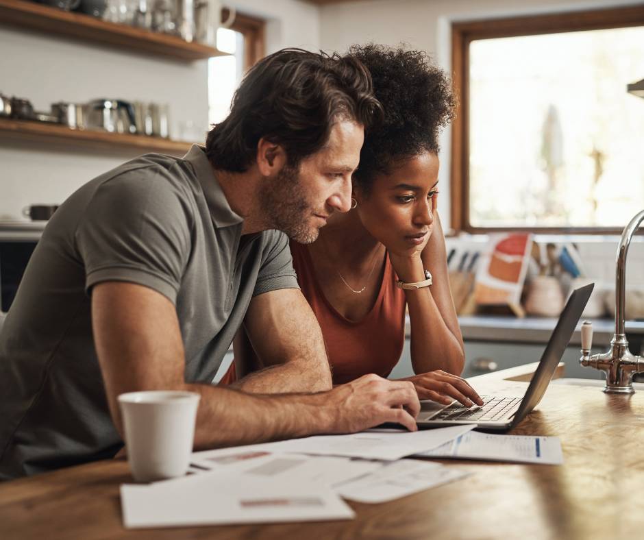 CathFinLife's tweet photo. The best part about talking to a financial professional? They can find the coverage you need at a price you can afford. Contact us and get started today! https://t.co/MeDkEEgW33 https://t.co/OvzpHtrJd6
