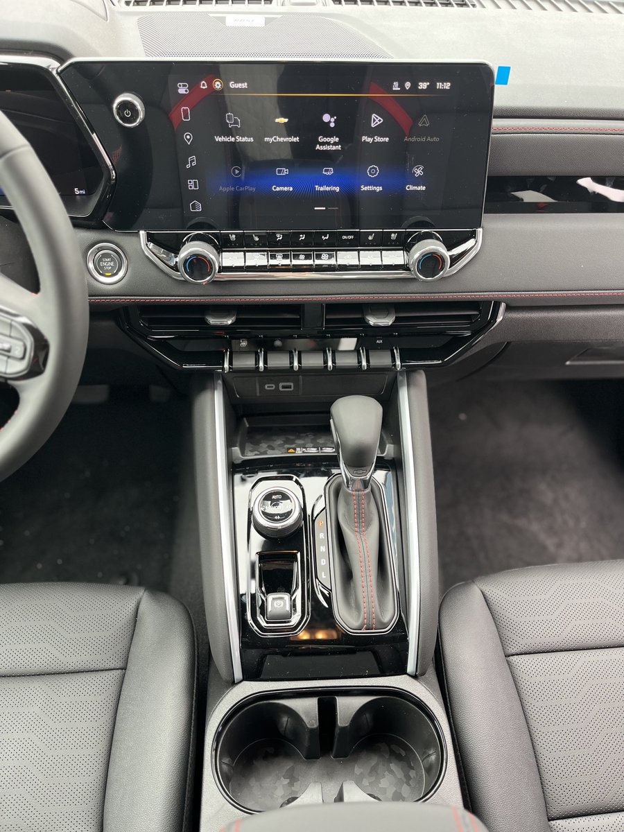 JerrysChevyBalt's tweet photo. The 2026 Chevrolet Colorado is at Jerry’s Chevrolet, and it’s ready to turn your "someday" plans into today’s reality. ☎️443-318-8982 🌐https://t.co/38BKwkHzab  #ChevyColorado #2026Colorado #MidSizeTruck #OffRoadLife https://t.co/m5FamOq889