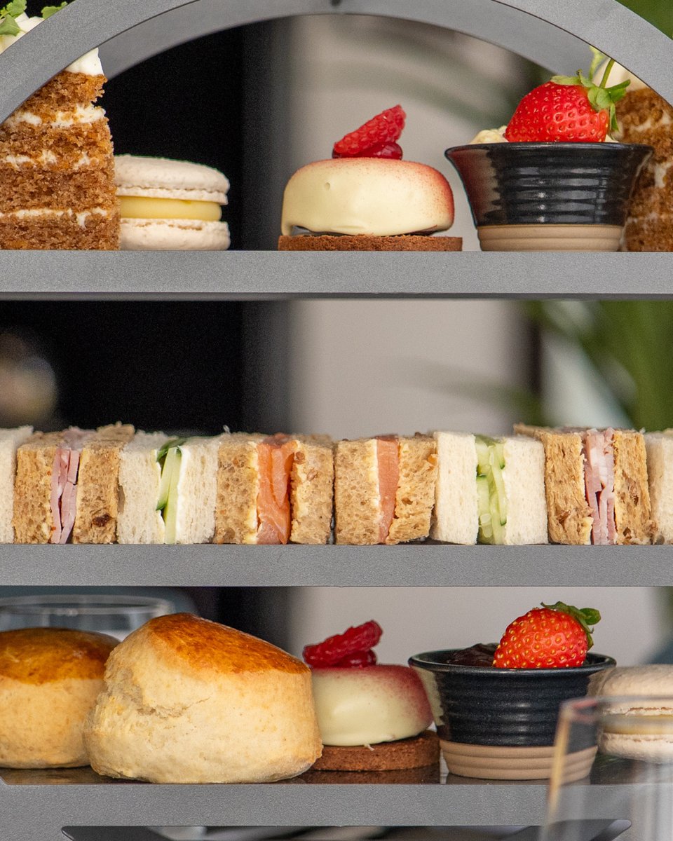 Roch Castle tweet media