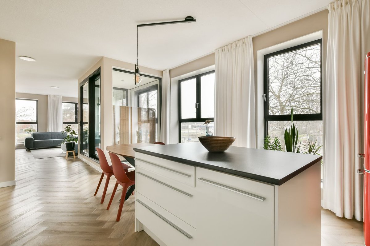 Roelof van Laar tweet media