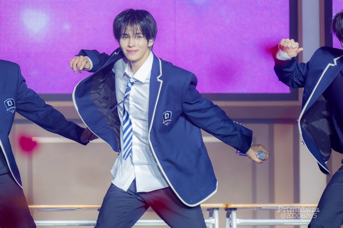 260207
#HAPPYSERIMDAY #박세림_논란_너무잘생김
#크래비티_다정한섹시큐티보이_박세림_생일
#CRAVITY #SERIM #크래비티 #세림