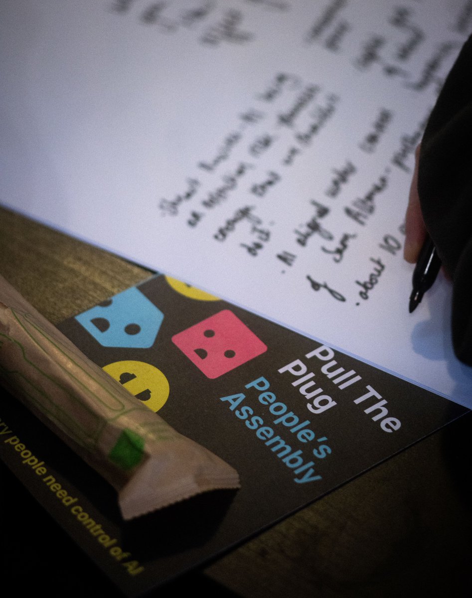 Assemble tweet media