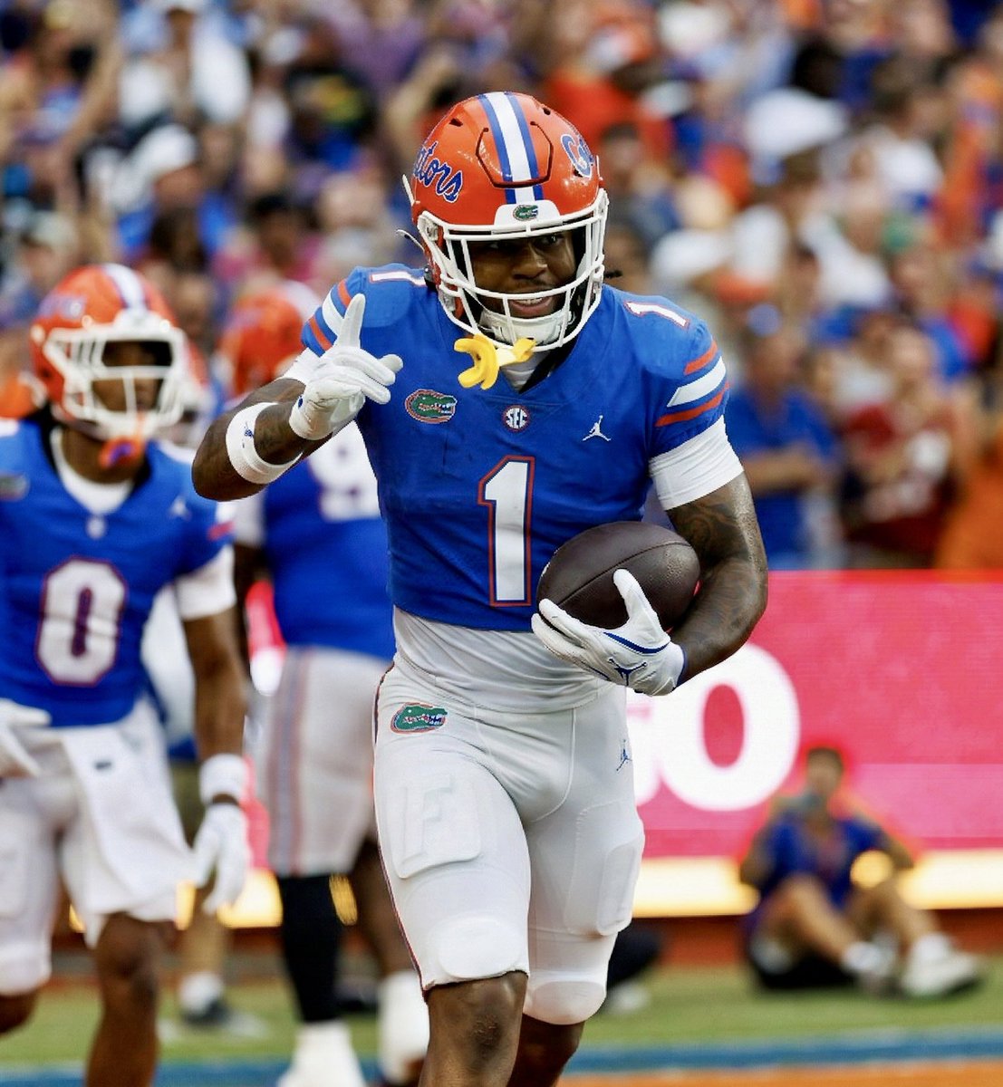 Gators Uniform Tracker tweet media