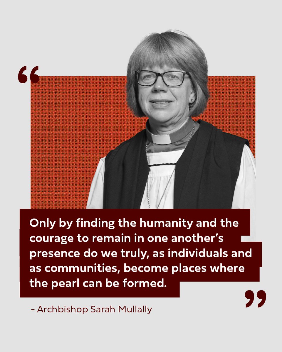 Difference tweet media