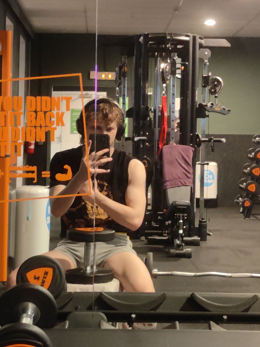 Pup Davey tweet media