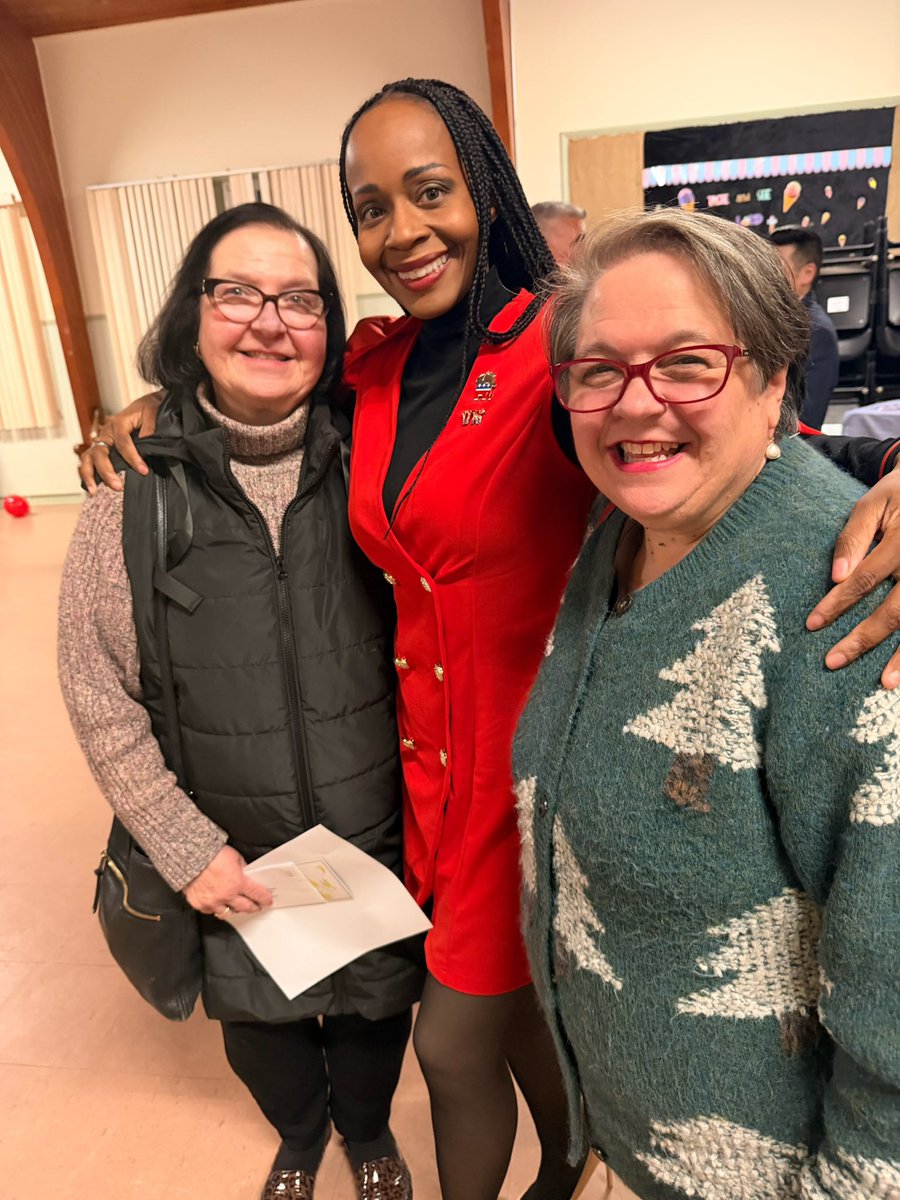 RPCF2's tweet photo. Great time last night & an honor to host as MC for @islantstudio’s campaign kickoff #TeamChester #midterms2026 @massgop https://t.co/VtSWb6omQP