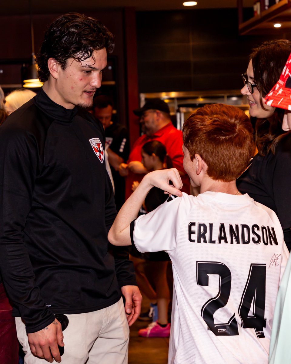 LoudounUnitedFC's tweet photo. Our 703 Collective members got an exclusive first look at the 2026 kits on Saturday 🤩🔥 A huge thank you to @BWingFactory - Leesburg for hosting such an awesome night!

You’ll find us right back here for our away matches and World Cup watch parties 👀🌍 Be on the lookout for more event information coming soon!