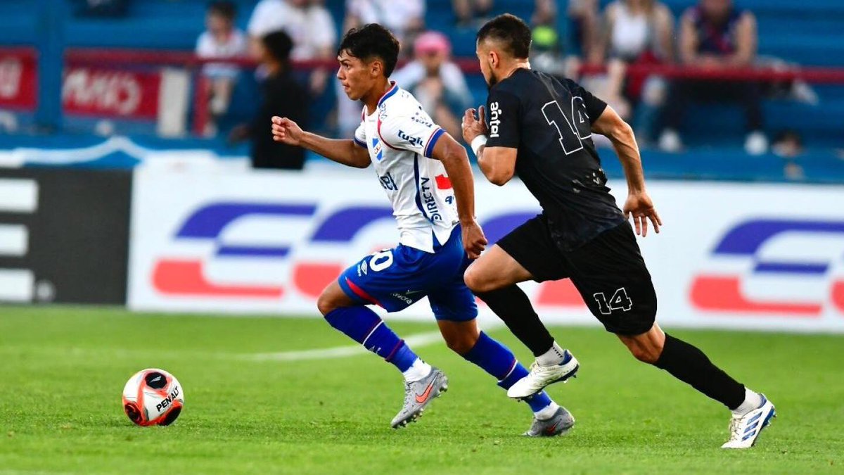 2en4dias's tweet photo. Julián #Millan viaja hoy al rededor de las 18:30 horas a Brasil para convertirse en nuevo jugador de Fluminense. Atl. Mineiro e Inter pujaron por él hasta el final.
Por #DosSantos hay un principio de acuerdo, falta que llegue la oferta formal. Se quedaría hasta diciembre https://t.co/Nwcm5neXIs