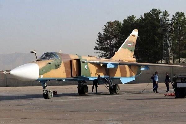 WhatIsThat_09's tweet photo. ⚡#BREAKING Qatar: We shot down 2 Iranian Su-24 jets https://t.co/2Py7dVksip