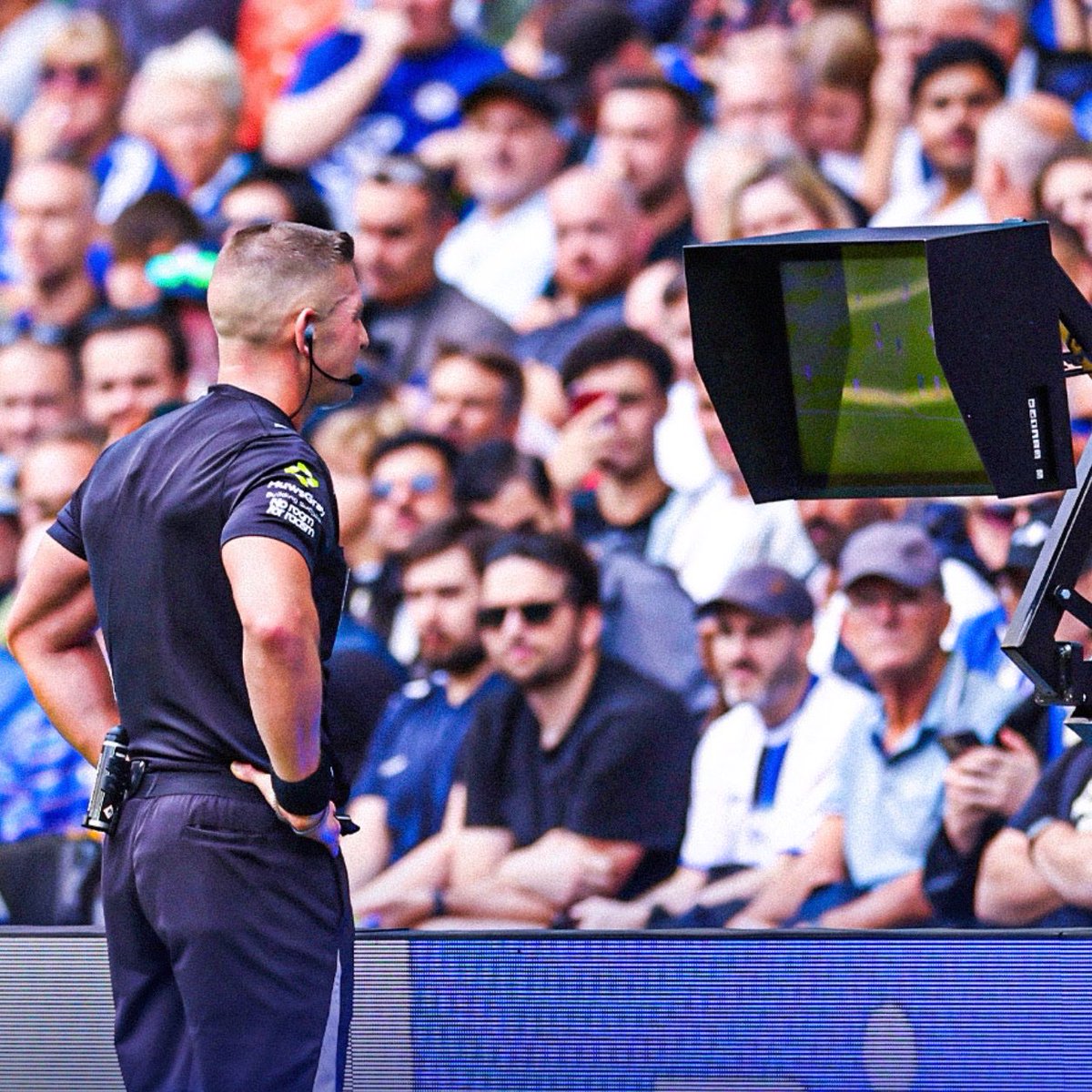 عمرو tweet media