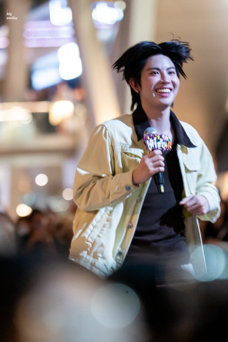 รีบวิ่งหูกระพือเยยยยยย ( ๑॔˃̶◡ ˂̶๑॓)◞♡

TLEFIRSTONE CENTRAL SUMMERBOY
#CentralPattanaXTleFirstone