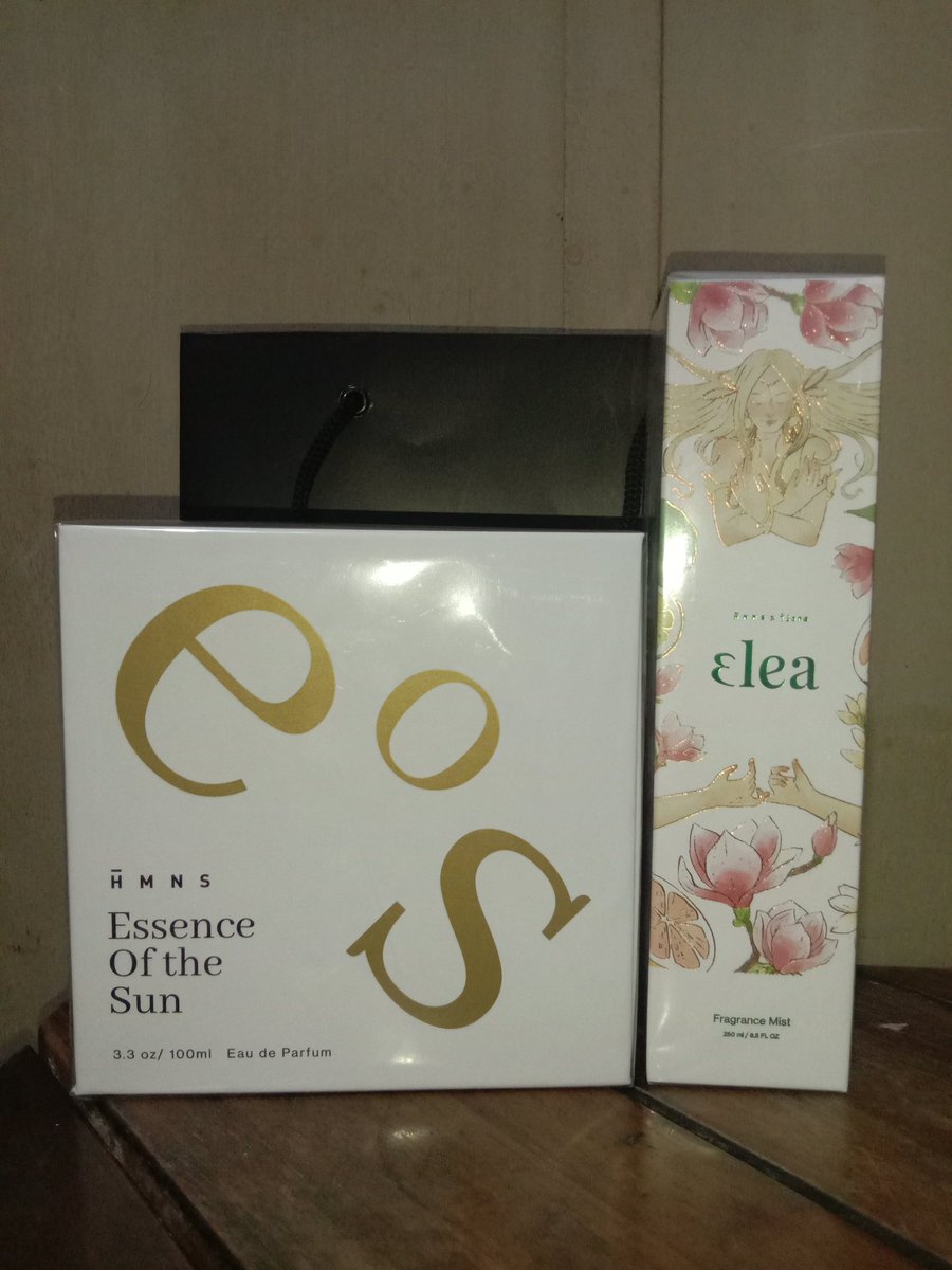 oohsyiihun's tweet photo. WTS want to sell parfume:
Hmns Eos 269k + bonus voucher 25k 
Hmns Elea 135k + bonus voucher 15k
Hint Resurrect 125k + bonus lanyard (pengganti mini zencha)

New - sealed
All with paper bag 
Full payment co 🍊
📍Jakarta Timur https://t.co/KYHB4cQRnZ