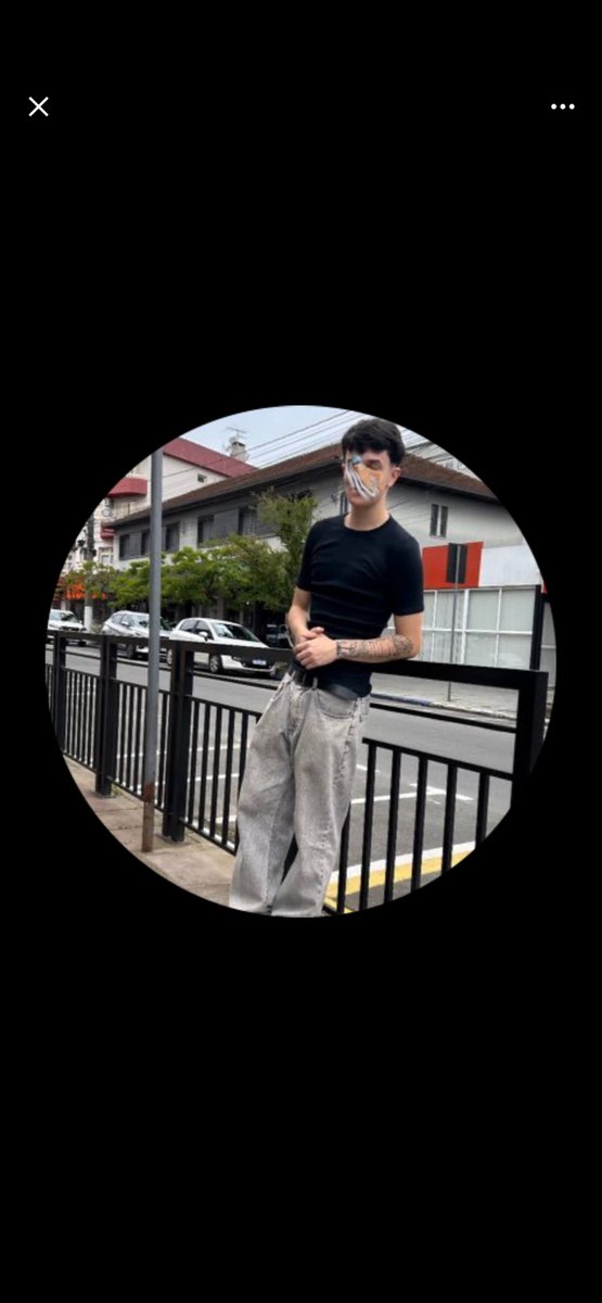 yagolshow's tweet photo. @silvavz_ @mateusr2almeida Tu tem idade pra tá usando internet ? Tua mãe sabe que tu tá brigando na internet ? Concentra na aula de geografia aí ô bunda rachada https://t.co/21Uw1T9yPM