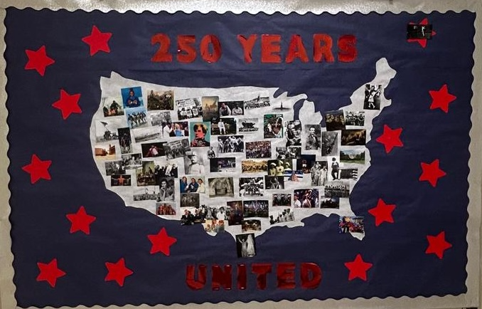 josemartimast's tweet photo. SGA decorating our school in celebration of our 250th year as a Nation. https://t.co/5Z7QYr9lFJ