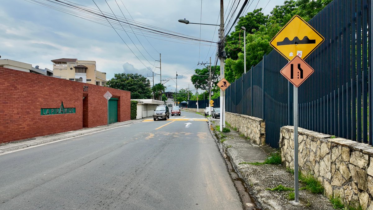 ATM Guayaquil tweet media
