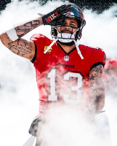 KalshiGridiron's tweet photo. Mike Evans' preferred criteria for next team 

— QB he believes in
— Super Bowl contender 
— Elite OC
— high volume touches

(via @JFowlerESPN) https://t.co/3LEJkwqn38