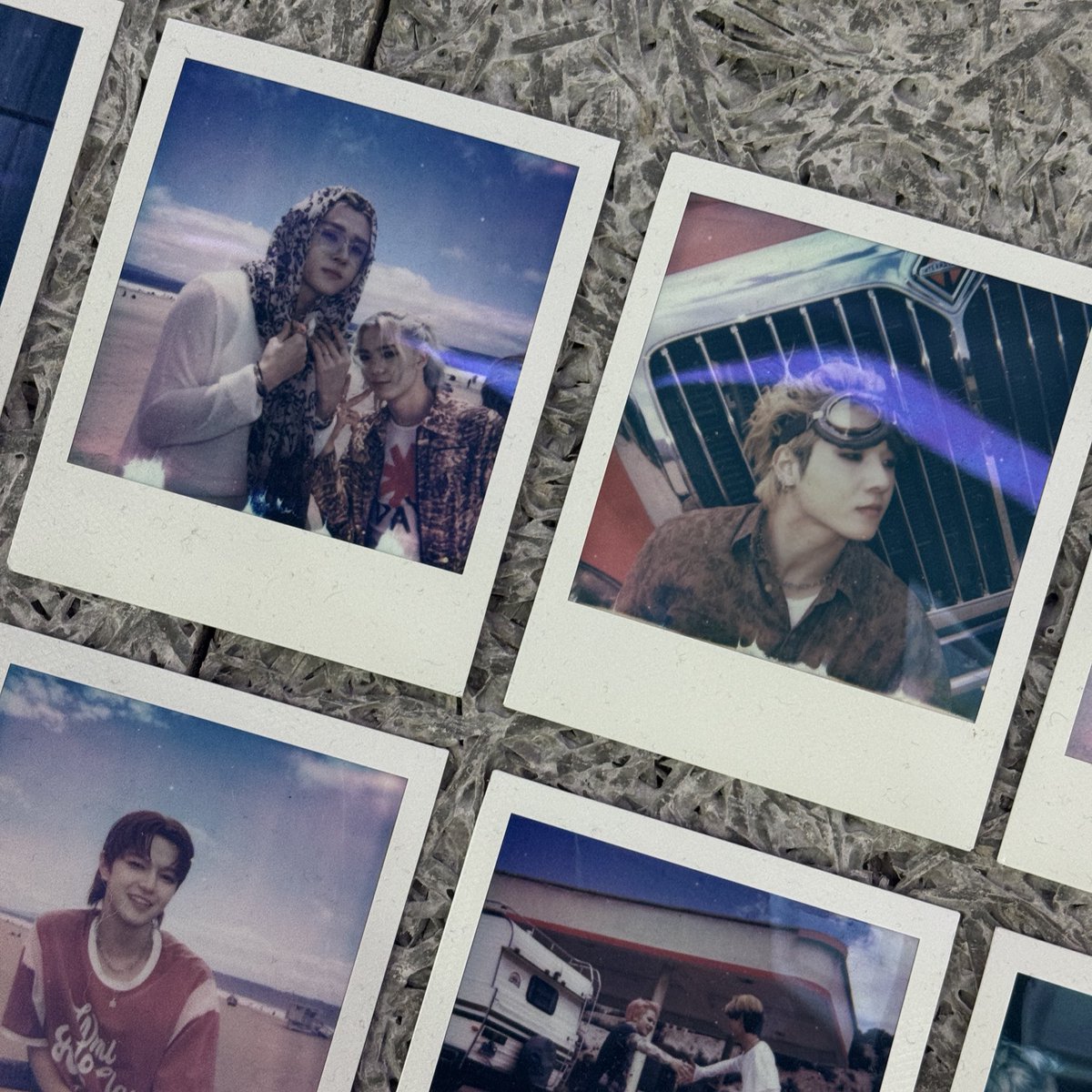 gachapineo's tweet image. “you call it friends, we call it family” 🖤

#ONEOREIGHT #DAYONES