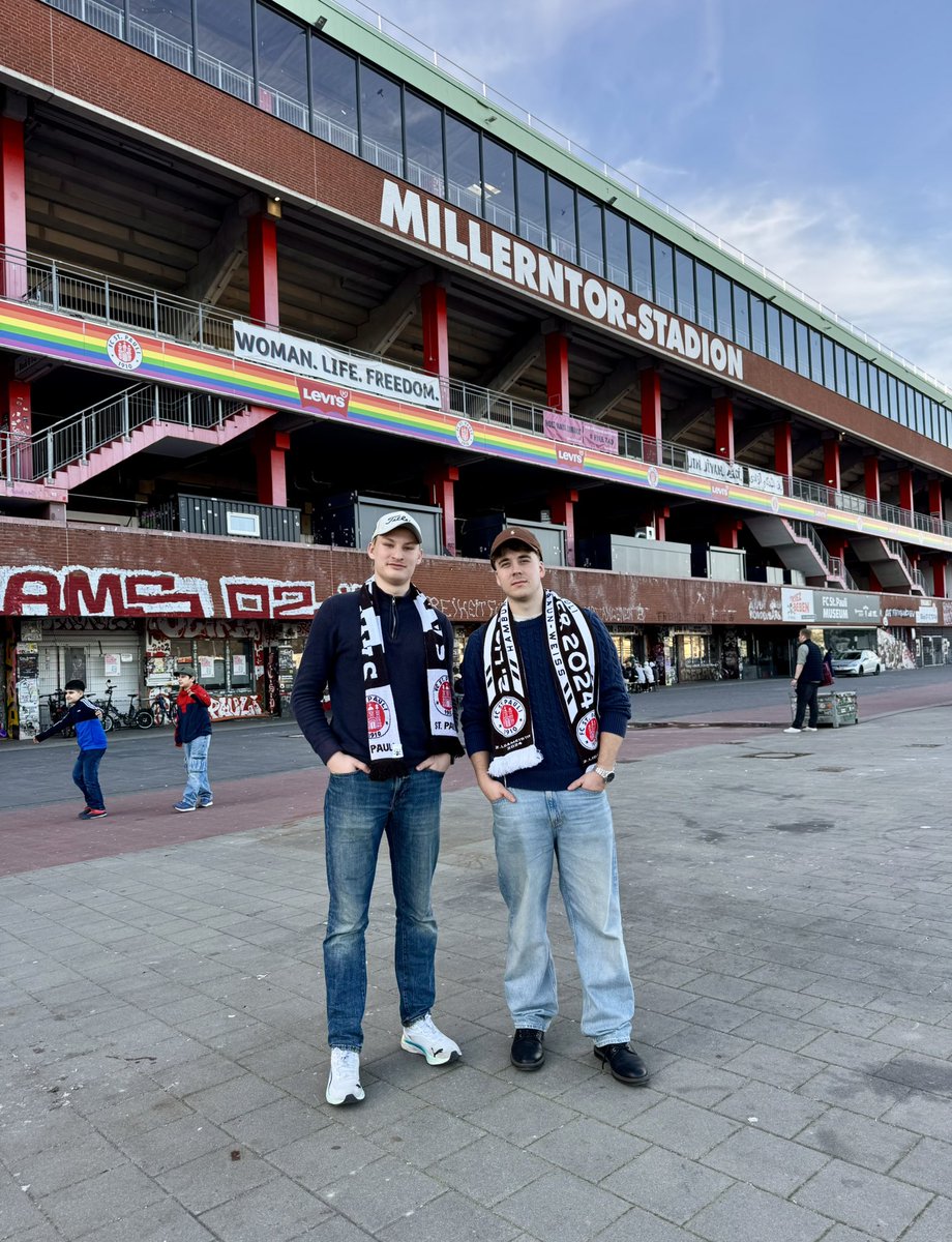 Elliot bramsell tweet media