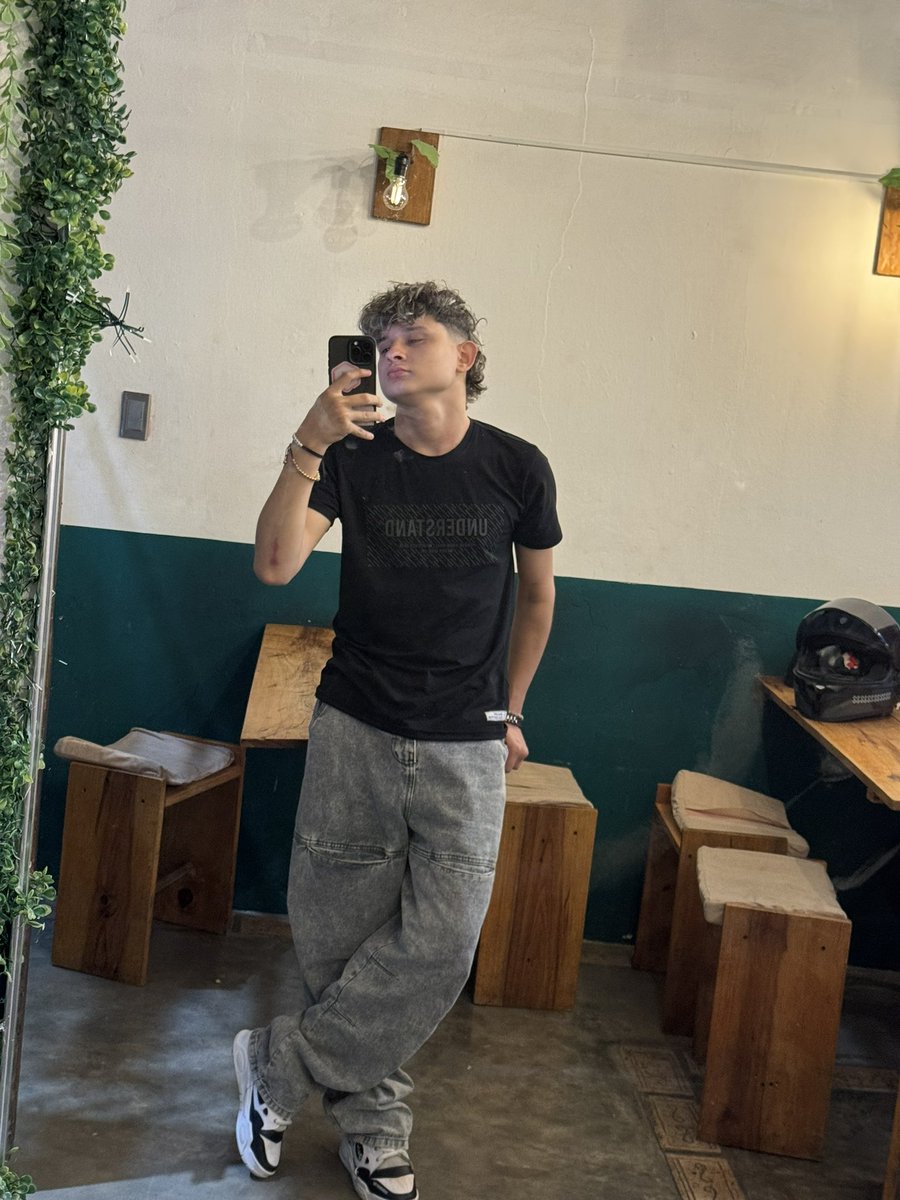 Nathanbluee19's tweet photo. Súbete a mi moto https://t.co/mZESUq6wXT