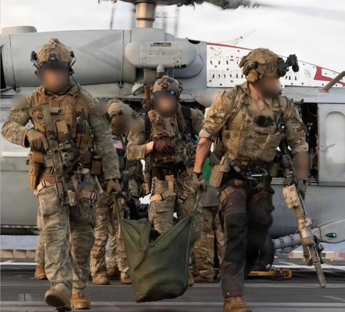 VividProwess's tweet photo. U.S. special forces reportedly in the Middle East. https://t.co/de7raD4sWN