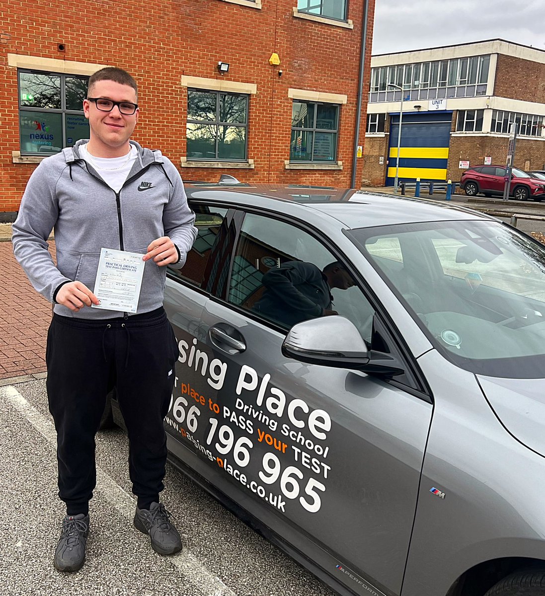 passingplaceds's tweet photo. Pass Time!

A great result for Will Vardy who produced an excellent drive to pass his driving test earlier today  👏👏

Congratulations Will  🎉🎉🎉

 https://t.co/IE0J1G6IaR https://t.co/zD5Q5kNvUf