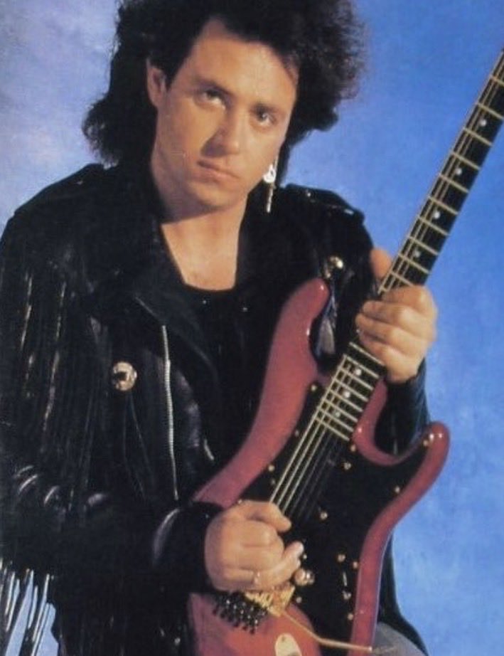 bradguess75's tweet photo. @KySportsRadio @ShannonTheDude @ryanlemond @DrewFranklinKSR 
Call me crazy, but does the guitarist from Toto look somewhat familiar? https://t.co/oQ9vRc05i2