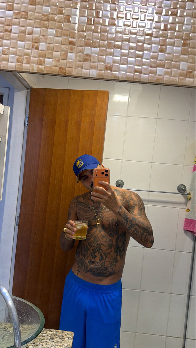 Uma ótima segunda feira 🥃💙