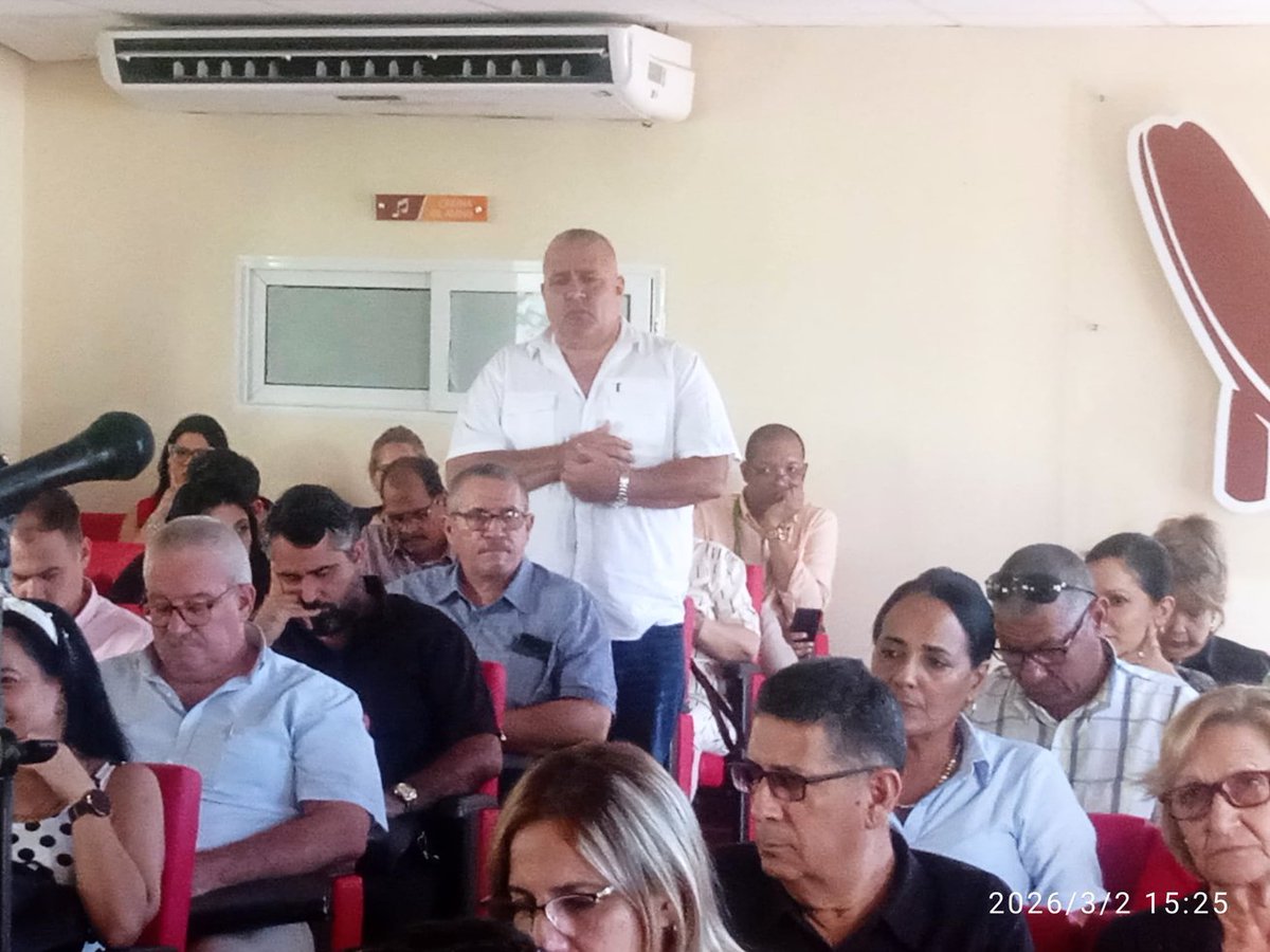 GELigera's tweet photo. #Gempil
Con el objetivo de analizar los principales resultados,  deficiencias y retos para el presente año laboral, se realiza el Balance Anual de Cuadros de la #industrialigera 🇨🇺
¡Más comprometidos que nunca! ✊️
#Cuba
#IndustriasCuba https://t.co/YIC5ZfQbl3
