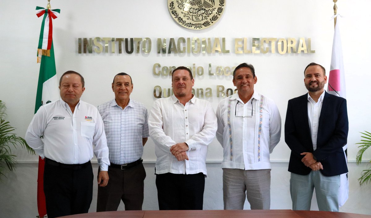 Junta_QR's tweet photo. 📅Rinde protesta el Dr. Sergio Iván Ruiz Castellot como Vocal Ejecutivo de la Junta Local del Instituto Nacional Electoral en Quintana Roo
#INEQuintanaRoo #TomaDeProtesta https://t.co/iPWI4CF3Ea
