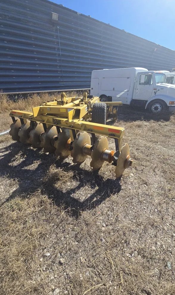 RailPlanet's tweet photo. 2024 ROME TACW 16' HEAVY DUTY OFFSET DISC 32'' BLADE 17'' SPACING 10000 LBS

$27,500.00

https://t.co/2IQeMqar3w https://t.co/JfQWigiADF