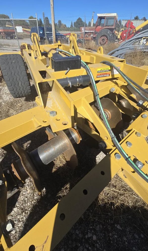 RailPlanet's tweet photo. 2024 ROME TACW 16' HEAVY DUTY OFFSET DISC 32'' BLADE 17'' SPACING 10000 LBS

$27,500.00

https://t.co/2IQeMqar3w https://t.co/JfQWigiADF