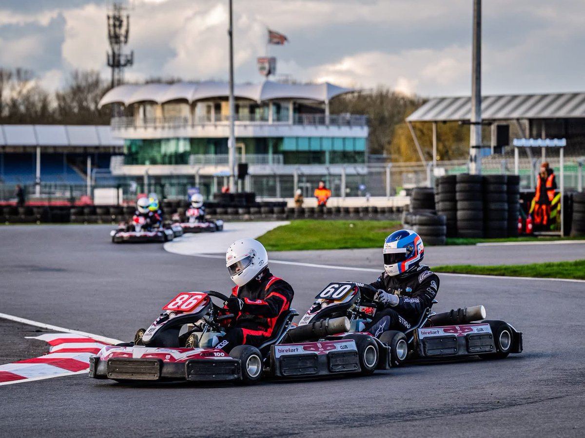 Simon Strang tweet media