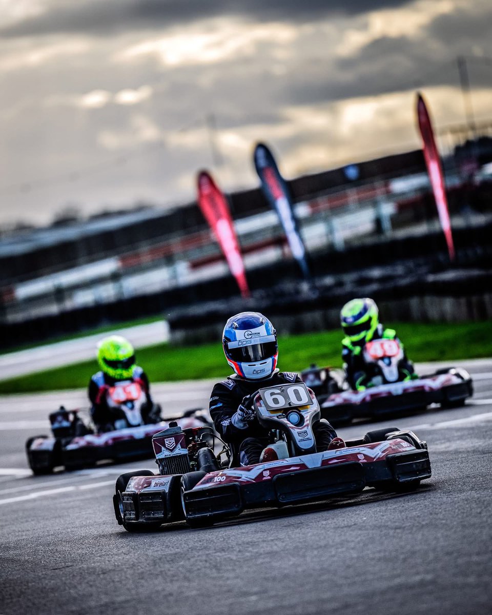 Simon Strang tweet media