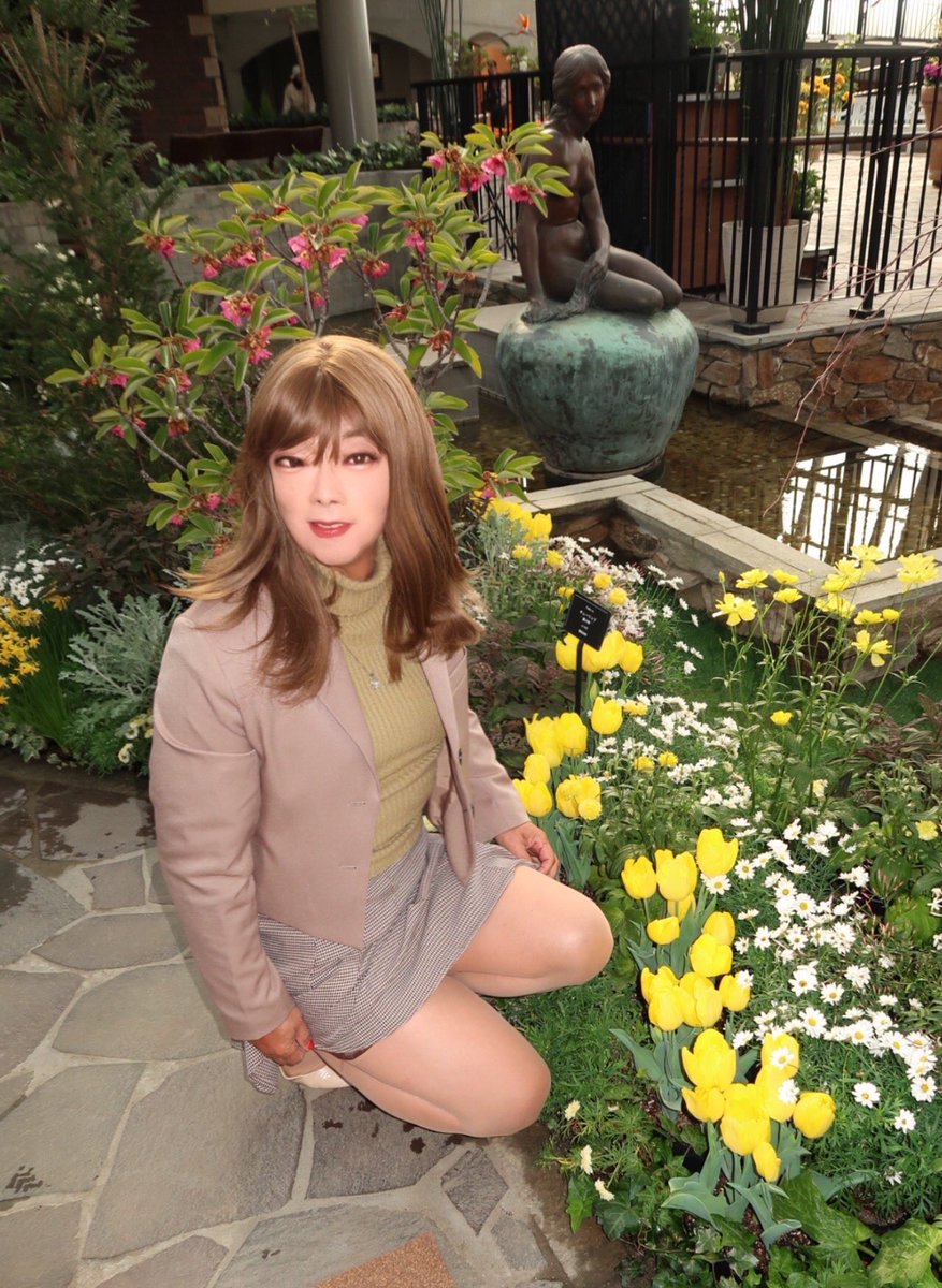 おはようございます🌸🌷
今日は一日雨模様の天気☂️
足元には気をつけましょうね🙂

3月は決算で大忙し😆でもあり、異動や卒業などお別れ😭の季節でもありますね💕

何よりもソメイヨシノ🌸🌸💕やチューリップ🌷🌷💕が咲き、春爛漫で一気にお出かけの季節になるのが嬉しいです😀💕