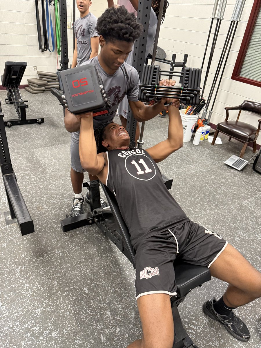 🏀 THE Consol Tigers 🏀 tweet media