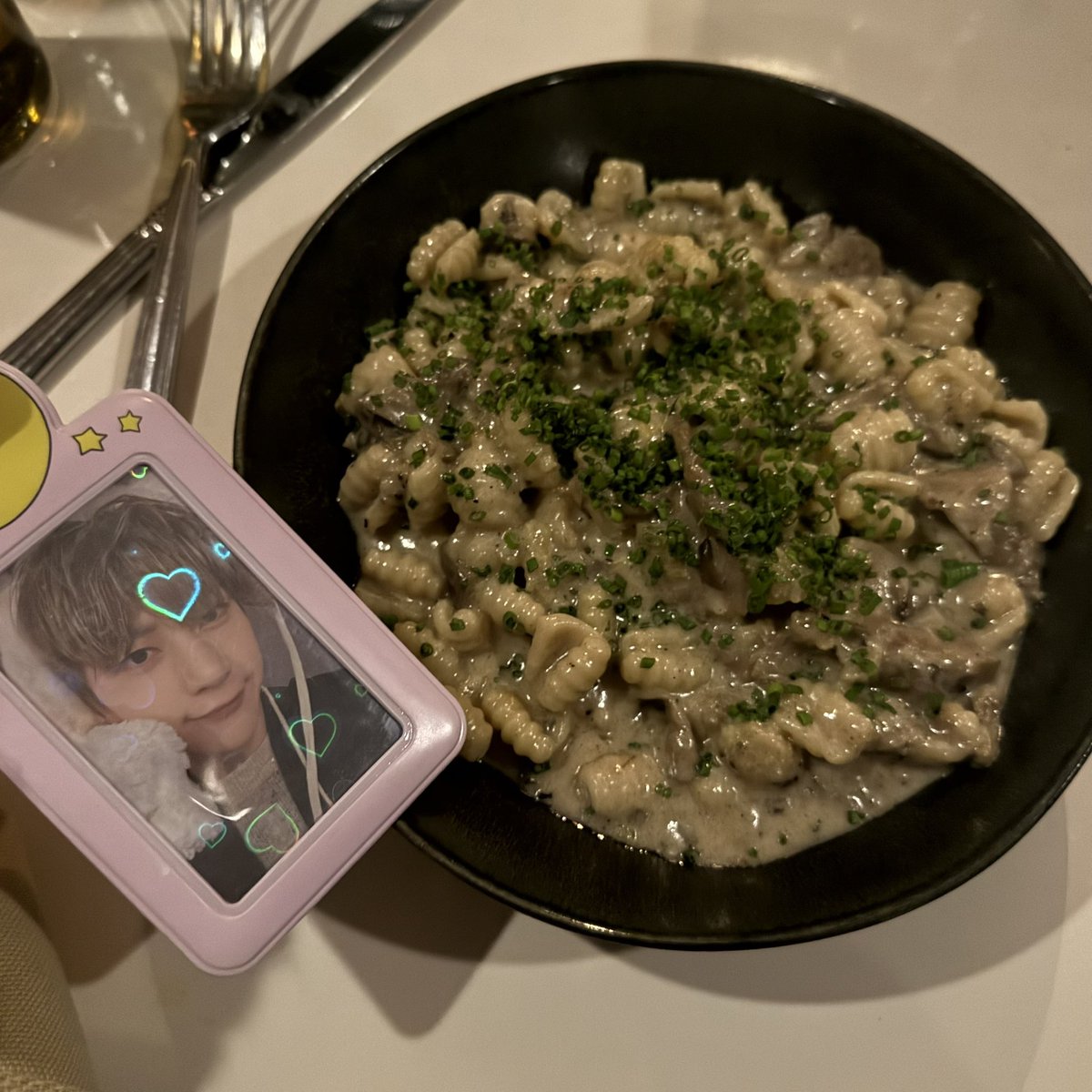 cloverarchived's tweet photo. hi hi!!!! #mashumeals he loved his pasta that kinda looks like i just made some bullsh!t! #yummm #ipromise!!!! https://t.co/8FXqofq2MG