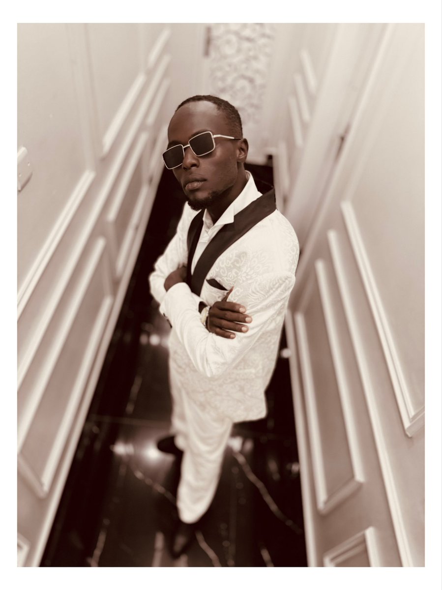 BoY Alone 🔋 tweet media