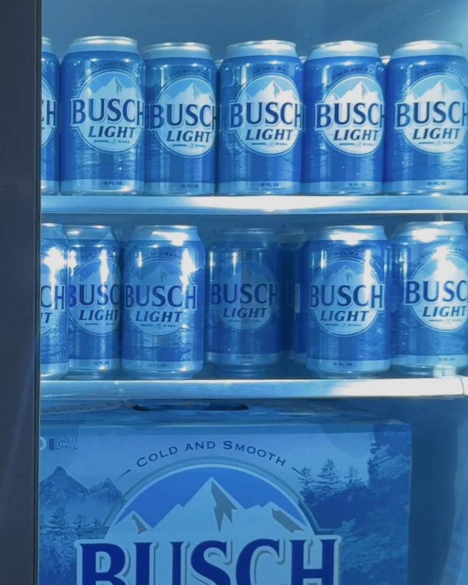 Busch Beer tweet media