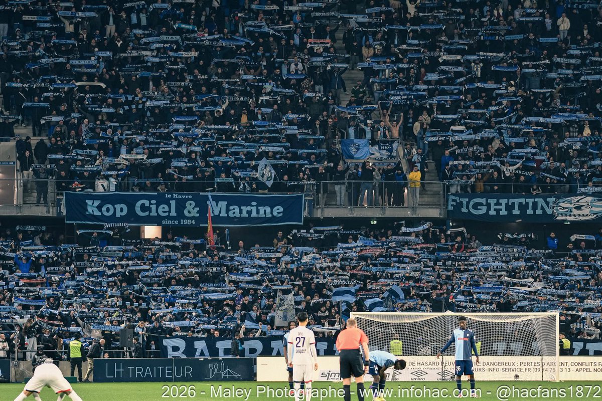 Tribune Kop Le Havre AC
Photos <a href="/mgrancher/">Malory Grancher 🇧🇼</a>
