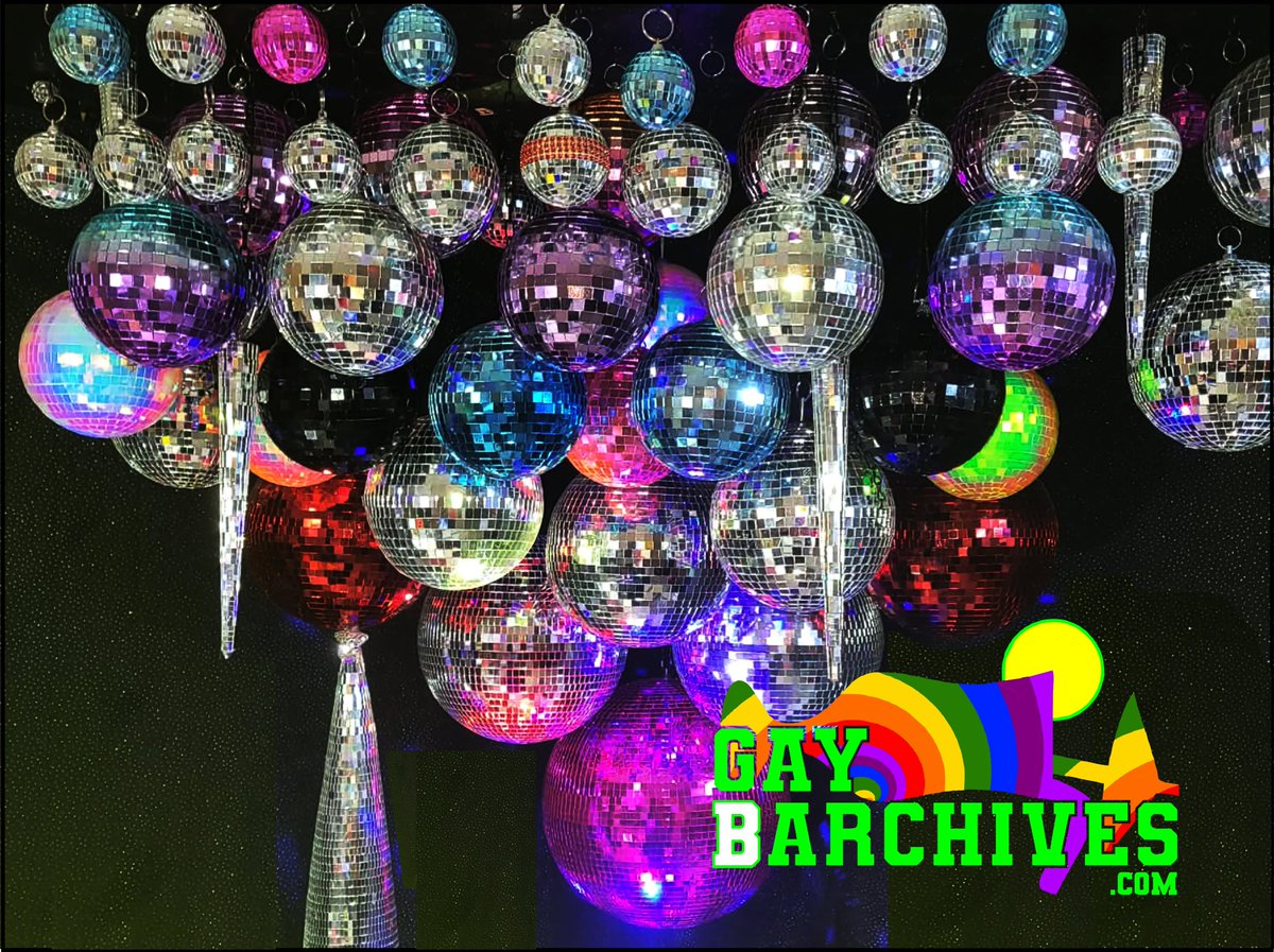 GayBarchives tweet media