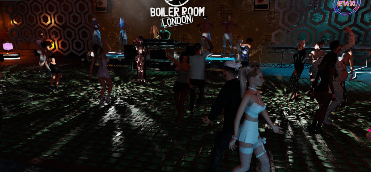 QueenLovesiKing's tweet photo. party rock... with my man spinning live....DJ BOB!
#technohouse #livedj #3dXChat #3dxchatlife #thisisnotacringe https://t.co/ufMMjDsbX1