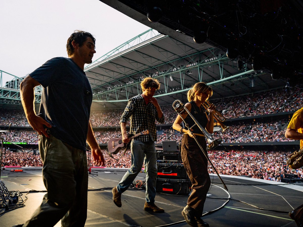 Vance Joy tweet media