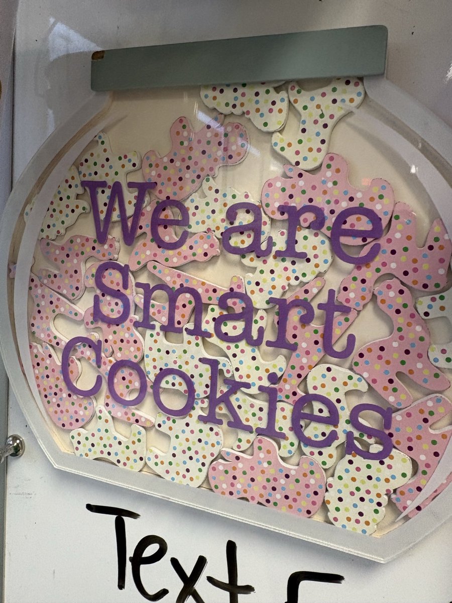 julharr_'s tweet photo. We earned a Smart Cookie party today! I’m lucky to have a classroom full of smart cookies! They sure are sweet!😉❤️🥰🦔🍪 @WBESbears https://t.co/7shVuLwsCP