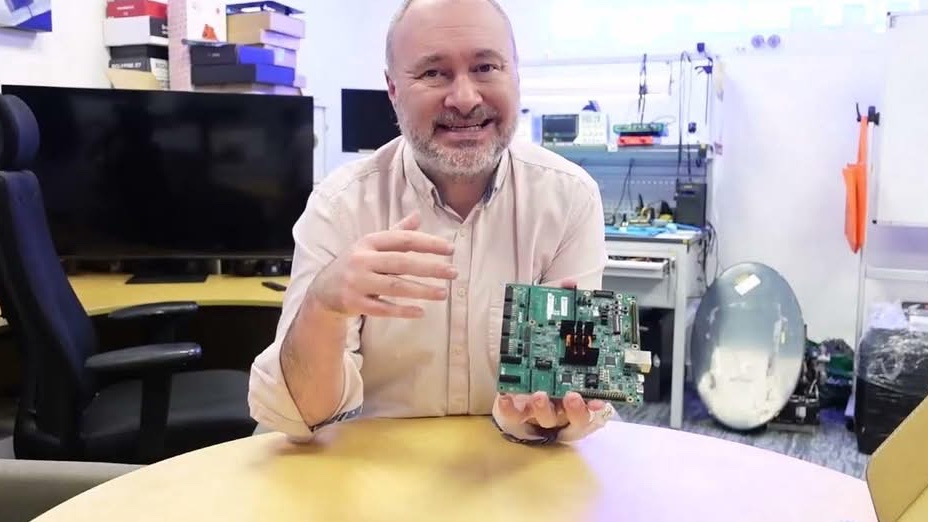 Hackster.io tweet media