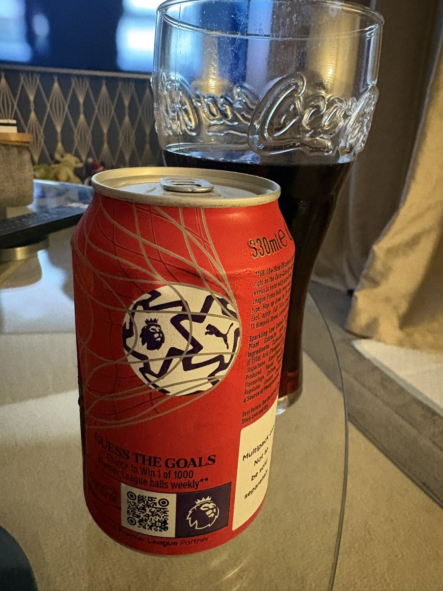 Rochellelear's tweet photo. #GuessTheGoals #PremierLeague @cocacolagbi  @cocacola  @trnduk don’t forget it’s new week time to guess the goals with Coca-Cola for your chance to win one of 13,000 prizes including premier League tickets, puma footballs and Coca-Cola vintage jersey only with Coca-Cola https://t.co/azje1xsrSI