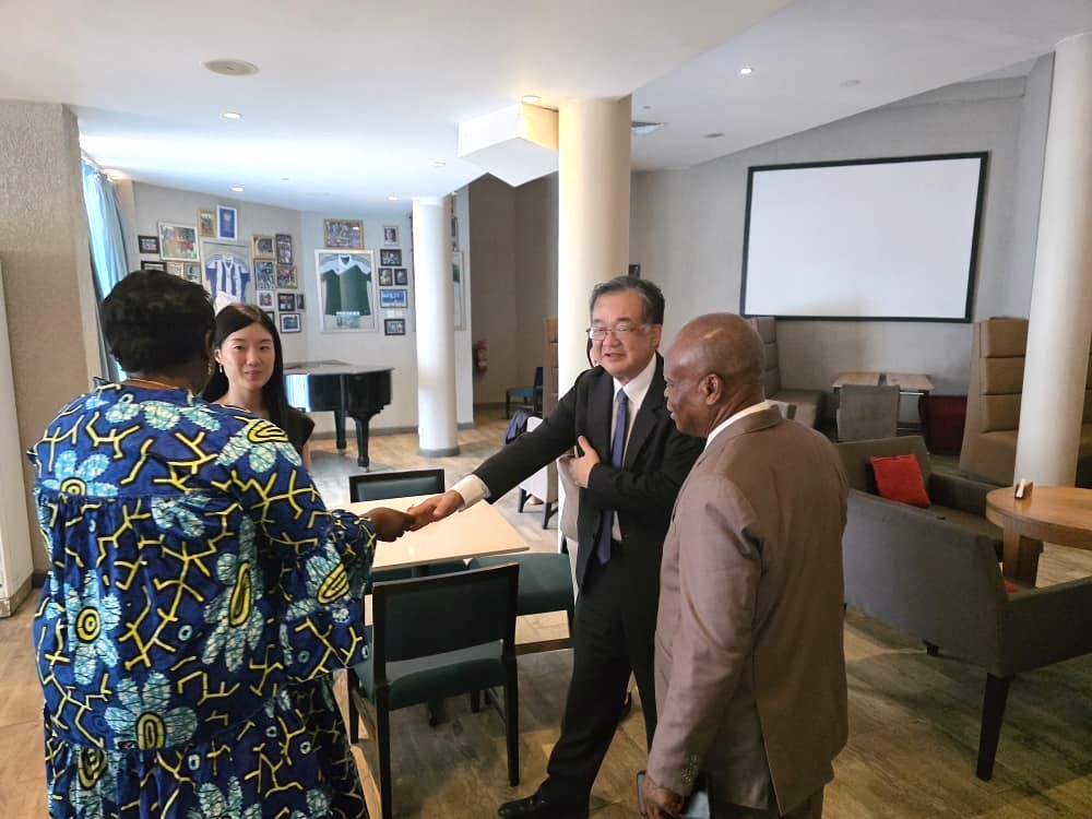 Mano River Union tweet media