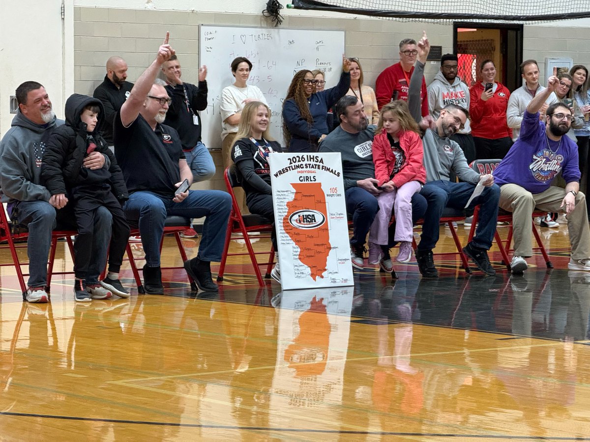 Glenbard East tweet media