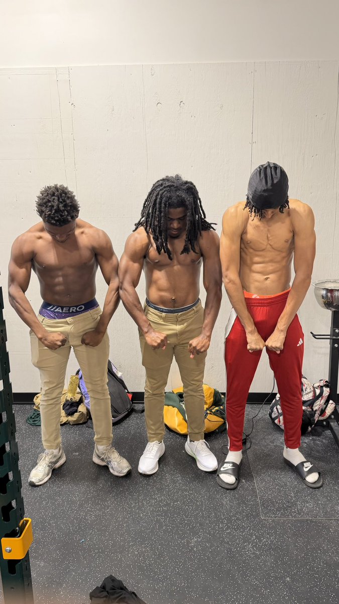 Got a great work out in with the guys <a href="/jeremyfavorite5/">Jeremy Favorite</a> &amp; <a href="/DekaiButler/">Dekai Butler</a> 

<a href="/GastJoshua/">Coach Joshua Gast</a> <a href="/Bell_Brian_/">Brian Bell</a> <a href="/Colton_Leggett/">Colton Leggett</a> <a href="/CoachGBarlow/">George Barlow Jr</a> <a href="/GeronHargon/">Geron Hargon</a> <a href="/GridironFootbal/">Gridiron Football®</a>